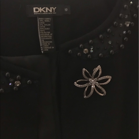 Flower Brooch - Picture 3 of 3